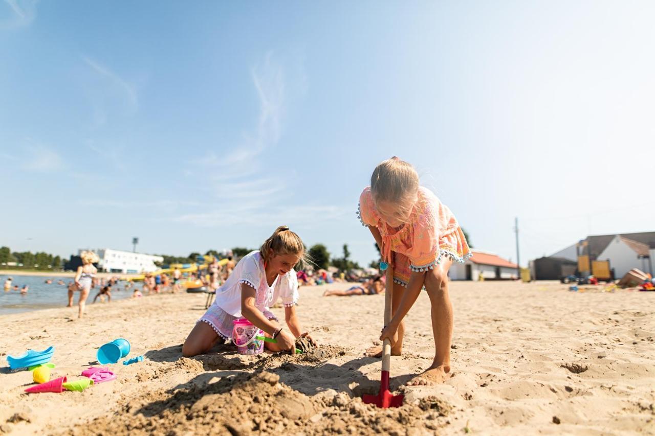 Отель Holidaypark Klein Strand Яббеке Экстерьер фото